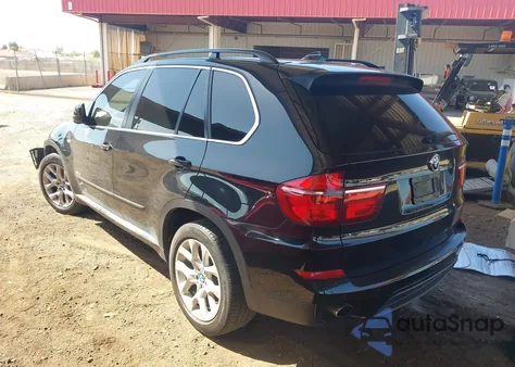 2013 BMW X5 xDrive35I/xDrive35I Premium/xDrive35I Sport Activity from USA, damaged, VIN 5UXZV4C58D0B17744